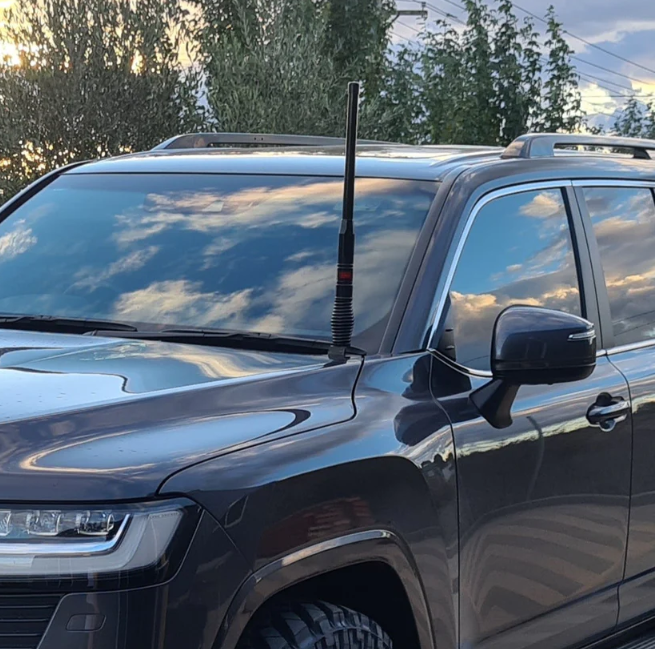 GMF4x4 BB-013P Toyota Landcruiser LC300 Series (2021+) Bonnet Hinge Cellular/UHF Antenna Bracket BB-013P