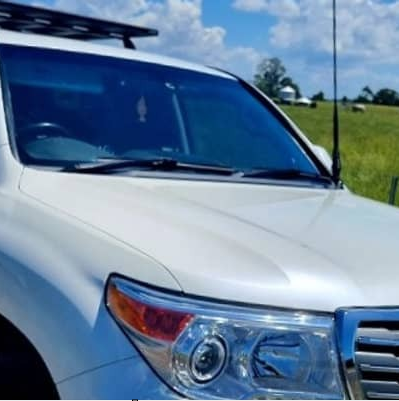 GMF4x4 BB-010P Toyota Landcruiser LC200 Series (2016-2021) Bonnet Hinge Cellular/UHF Antenna Bracket BB-010P