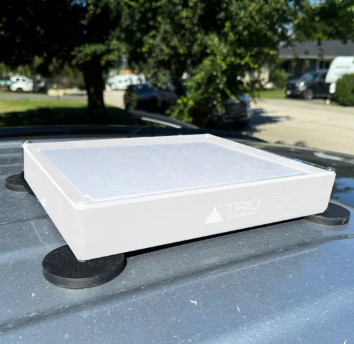 TRIO Starlink Mini White Speedmount with Rubber Coated Magnets Pack