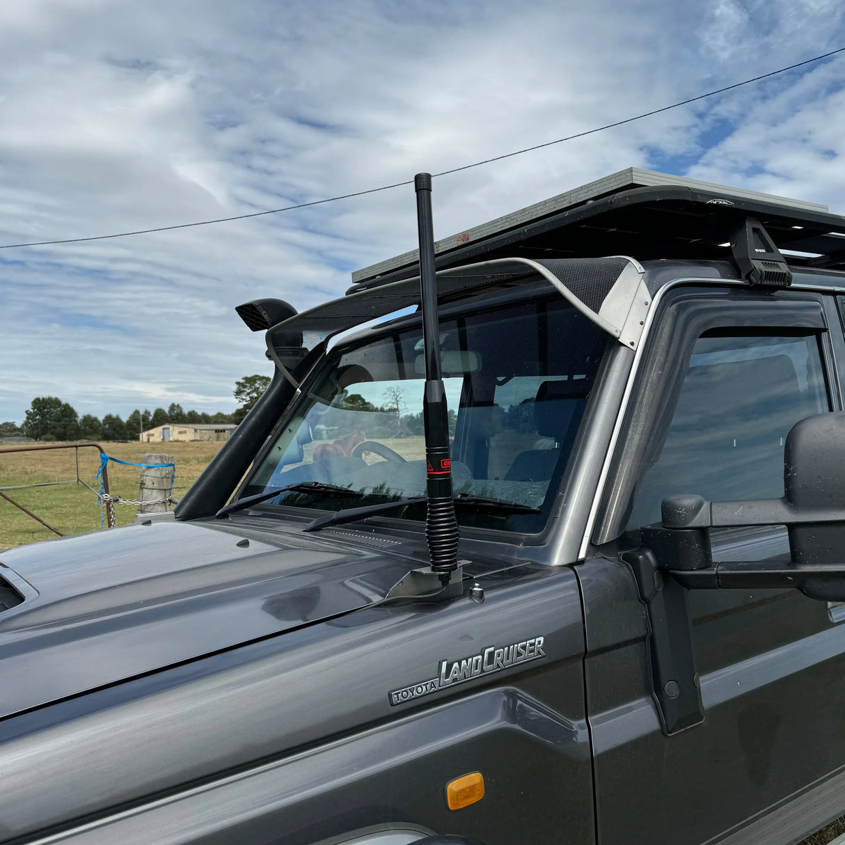 GMF4x4 Fender Aerial Bracket - Toyota LC79 Landcruiser (2012-2023) FB-138